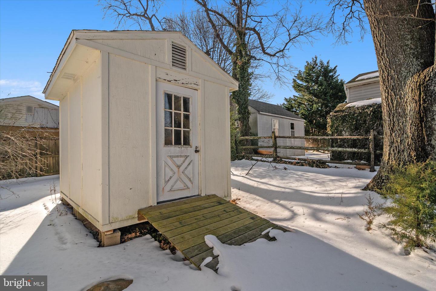 1045 SAINT MARGARETS Dr ANNAPOLIS, MD 21409