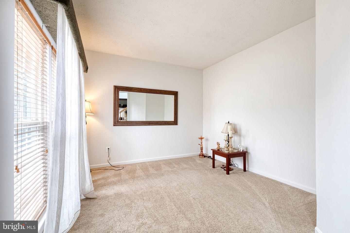 2970 SIWANOY Dr EDGEWOOD, MD 21040