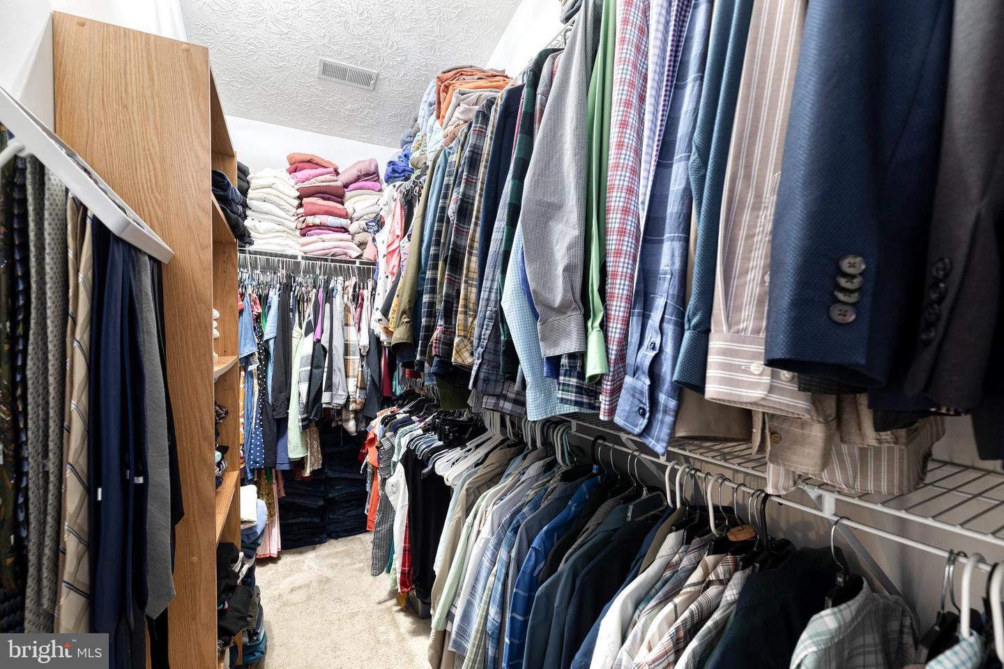 2970 SIWANOY Dr EDGEWOOD, MD 21040