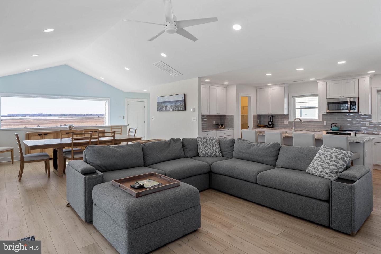 2851 S BAY Shr Dr MILTON, DE 19968