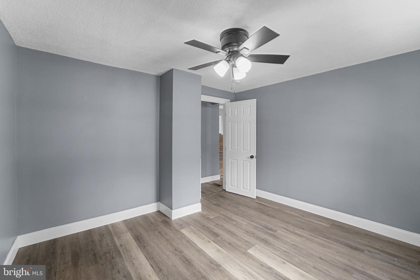 200 W BUCKSHUTEM Rd MILLVILLE, NJ 08332