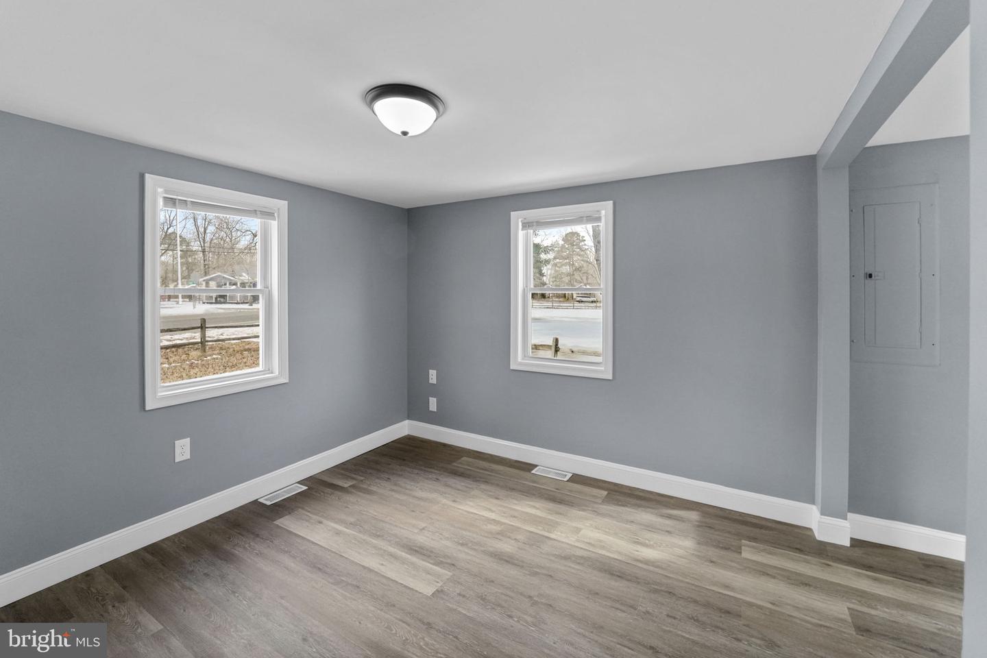 200 W BUCKSHUTEM Rd MILLVILLE, NJ 08332