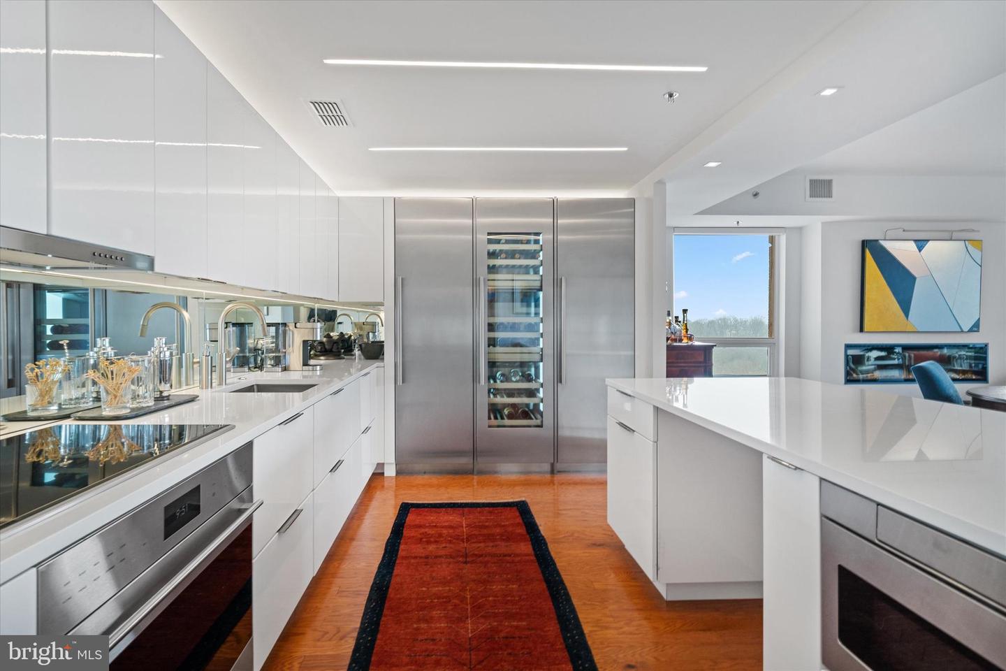 1100 LOVERING Ave #802 WILMINGTON, DE 19806