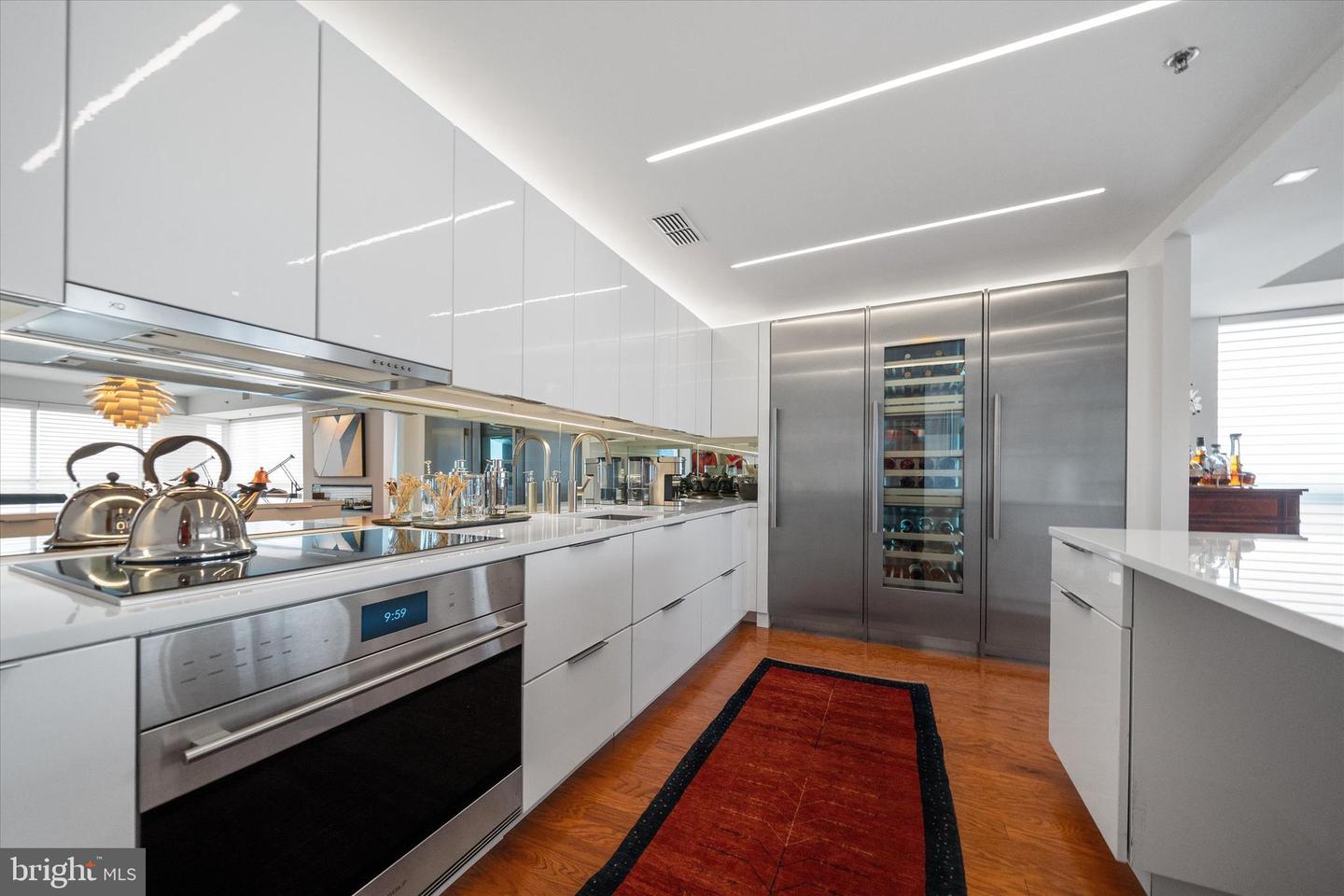 1100 LOVERING Ave #802 WILMINGTON, DE 19806