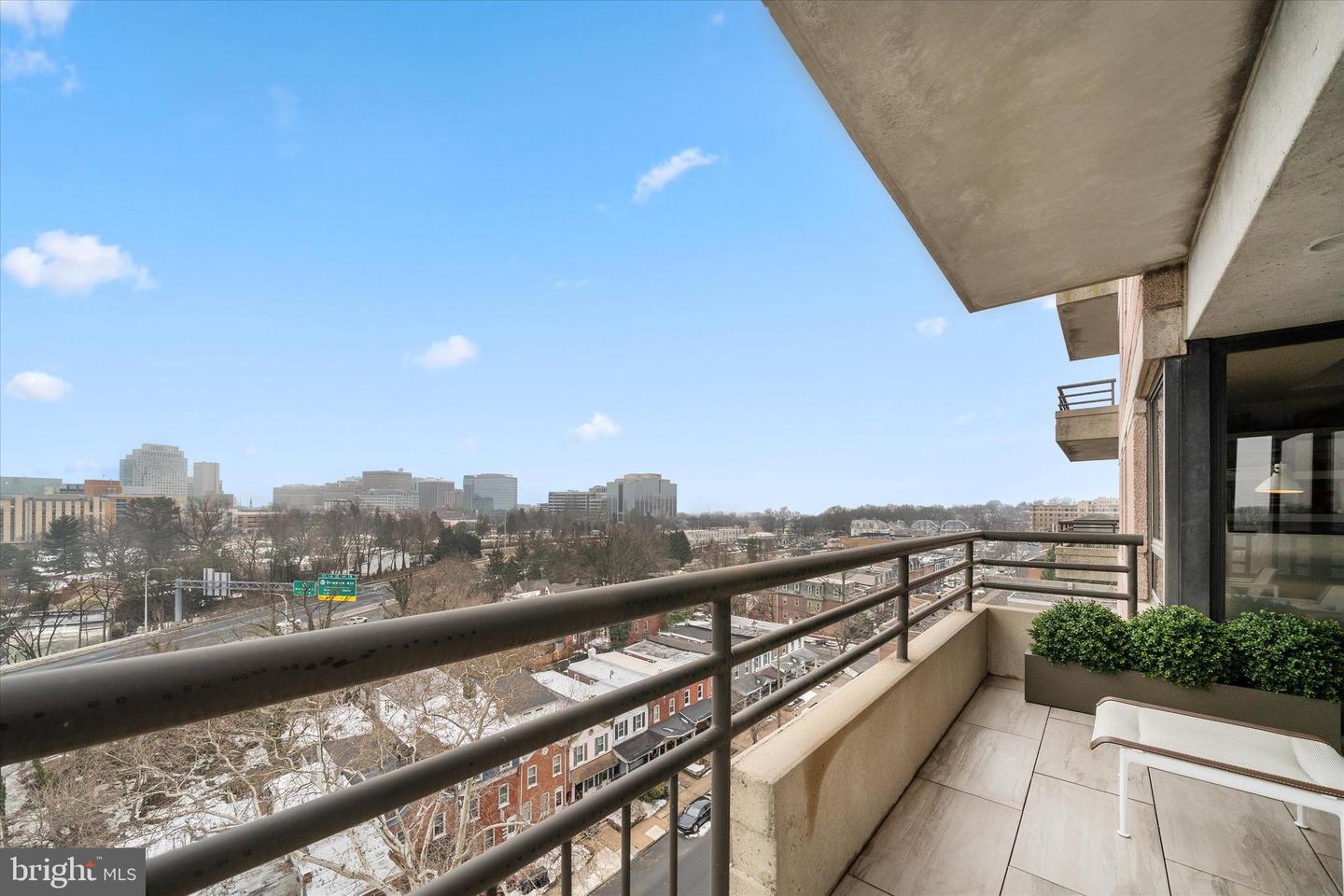 1100 LOVERING Ave #802 WILMINGTON, DE 19806