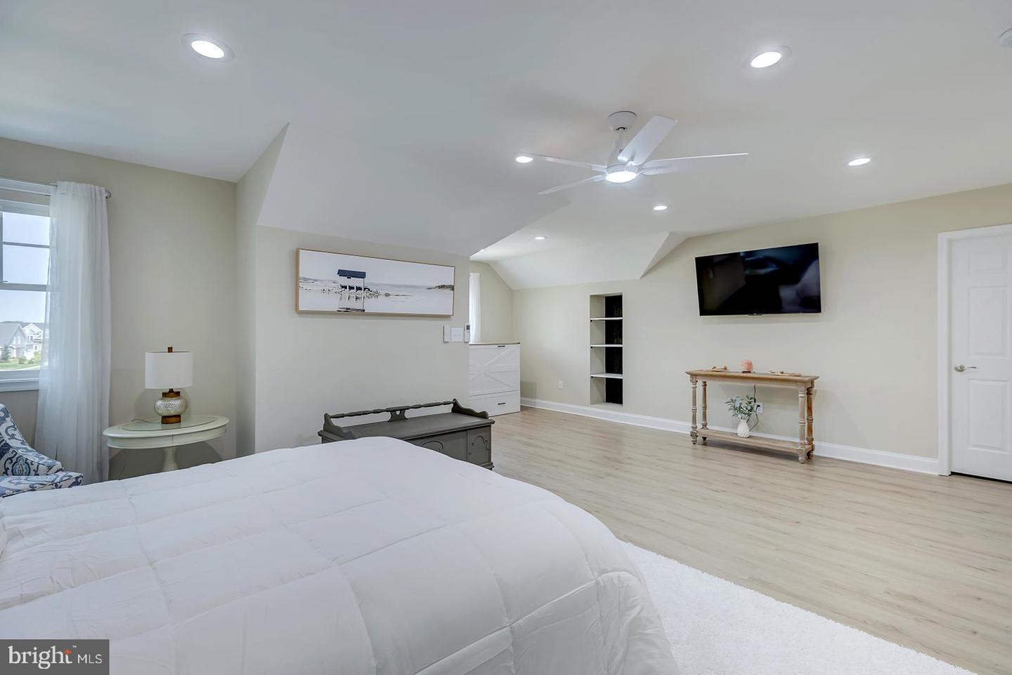 33610 Un Cir LEWES, DE 19958