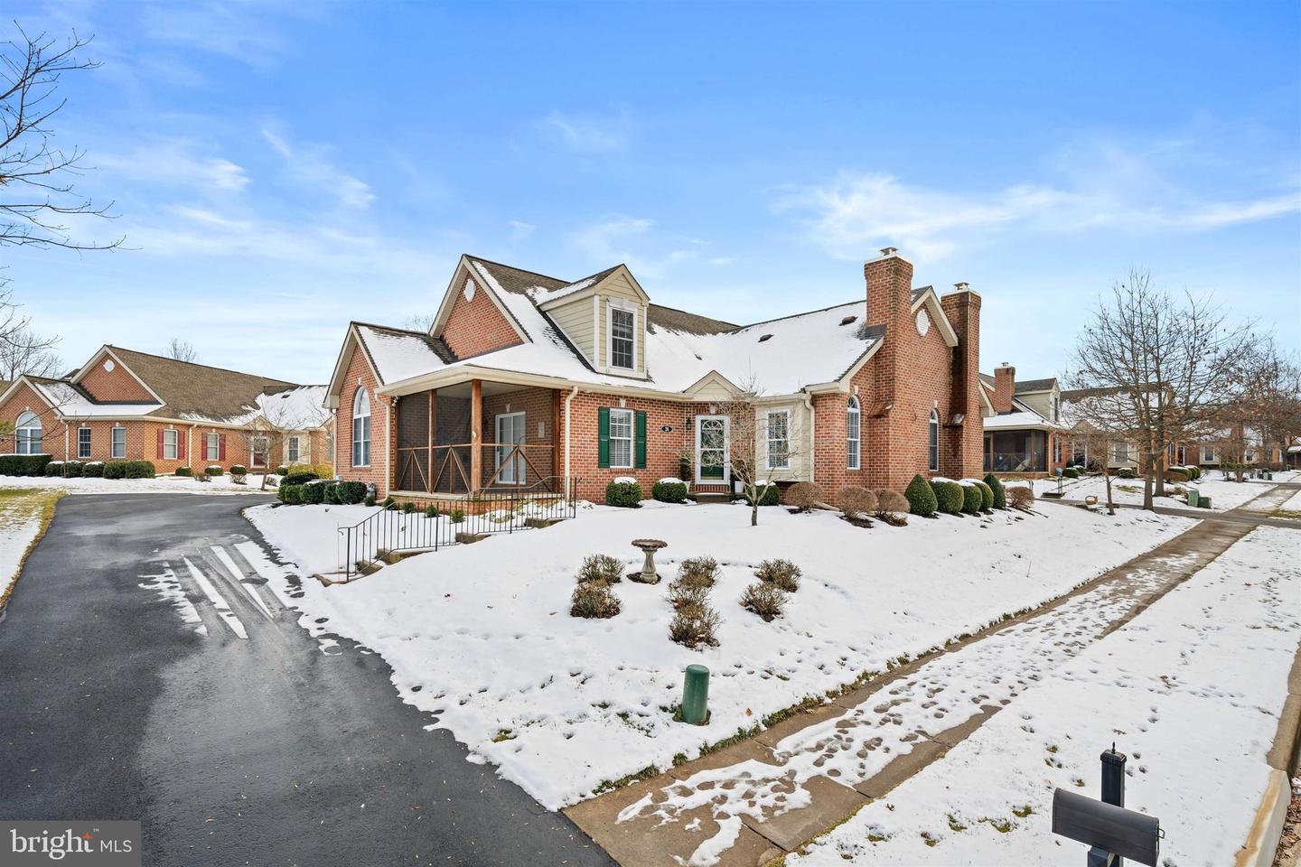 26 LYNTHWAITE FARM Ln WILMINGTON, DE 19803