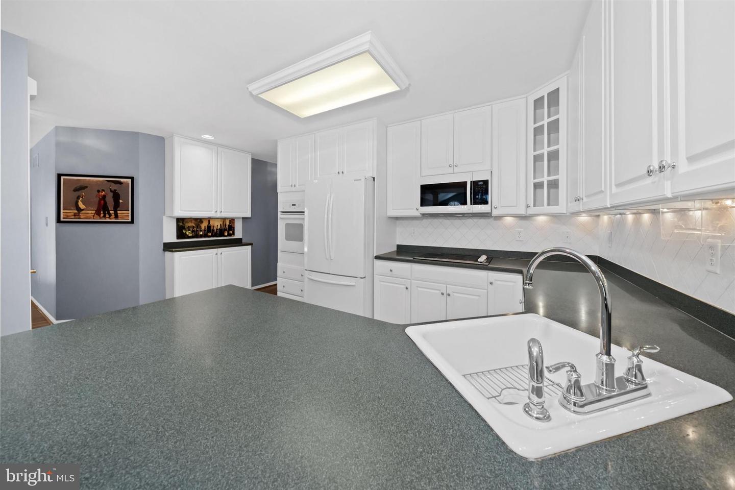 26 LYNTHWAITE FARM Ln WILMINGTON, DE 19803