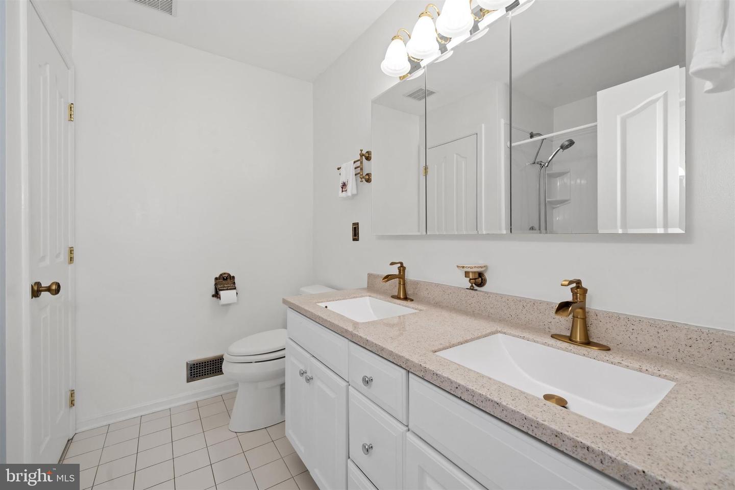 26 LYNTHWAITE FARM Ln WILMINGTON, DE 19803