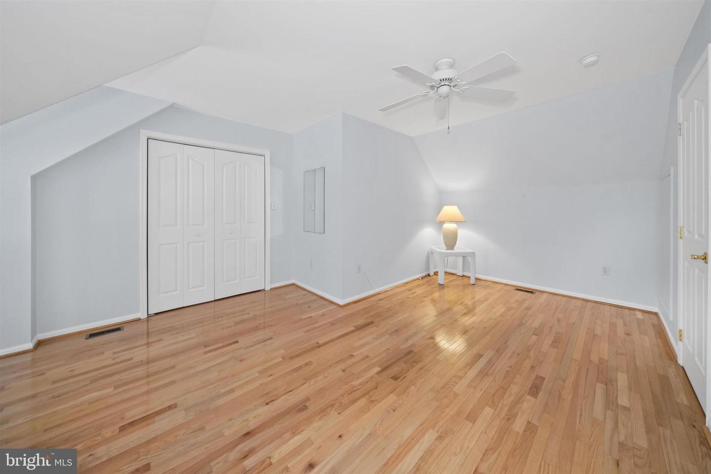 26 LYNTHWAITE FARM Ln WILMINGTON, DE 19803