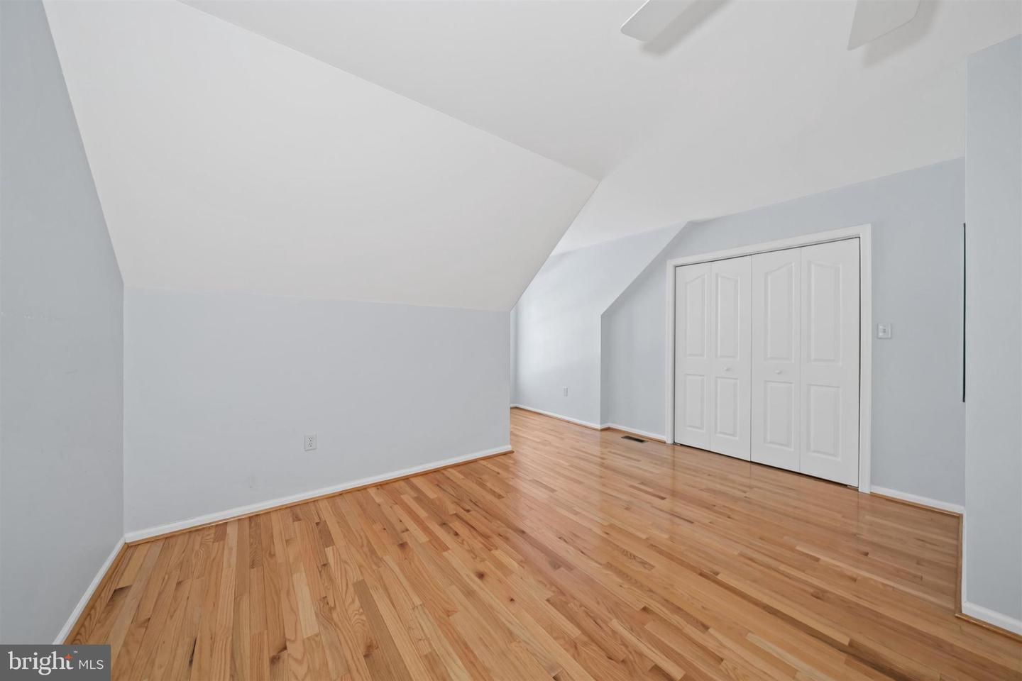 26 LYNTHWAITE FARM Ln WILMINGTON, DE 19803