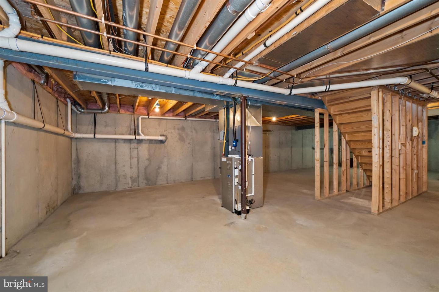 26 LYNTHWAITE FARM Ln WILMINGTON, DE 19803