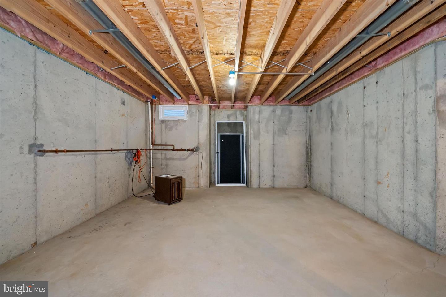 26 LYNTHWAITE FARM Ln WILMINGTON, DE 19803