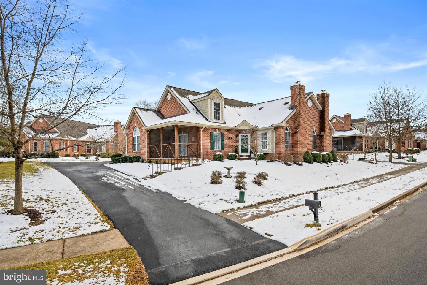 26 LYNTHWAITE FARM Ln WILMINGTON, DE 19803