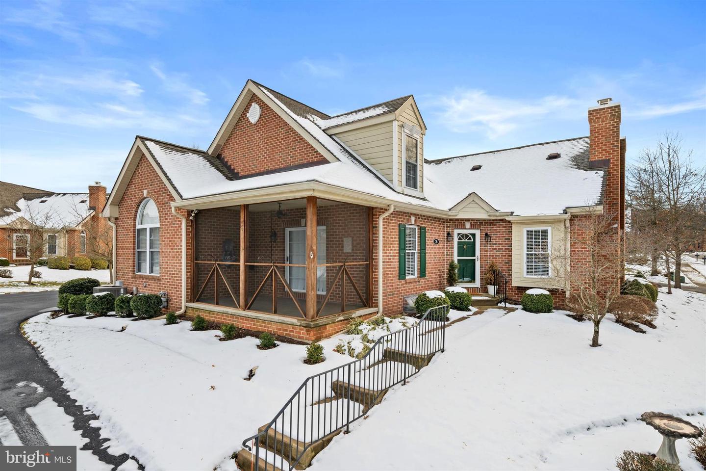 26 LYNTHWAITE FARM Ln WILMINGTON, DE 19803