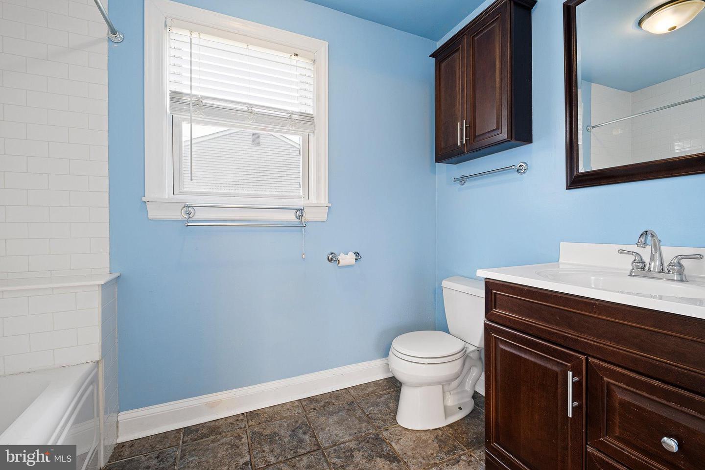 3214 ADDISON Dr WILMINGTON, DE 19808