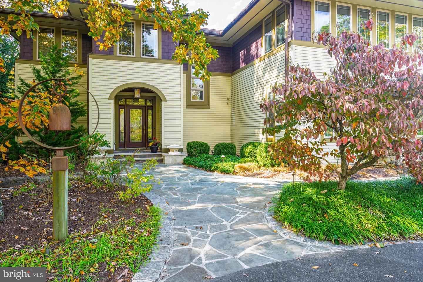 29 ELEANOR LEE Ln E REHOBOTH BEACH, DE 19971