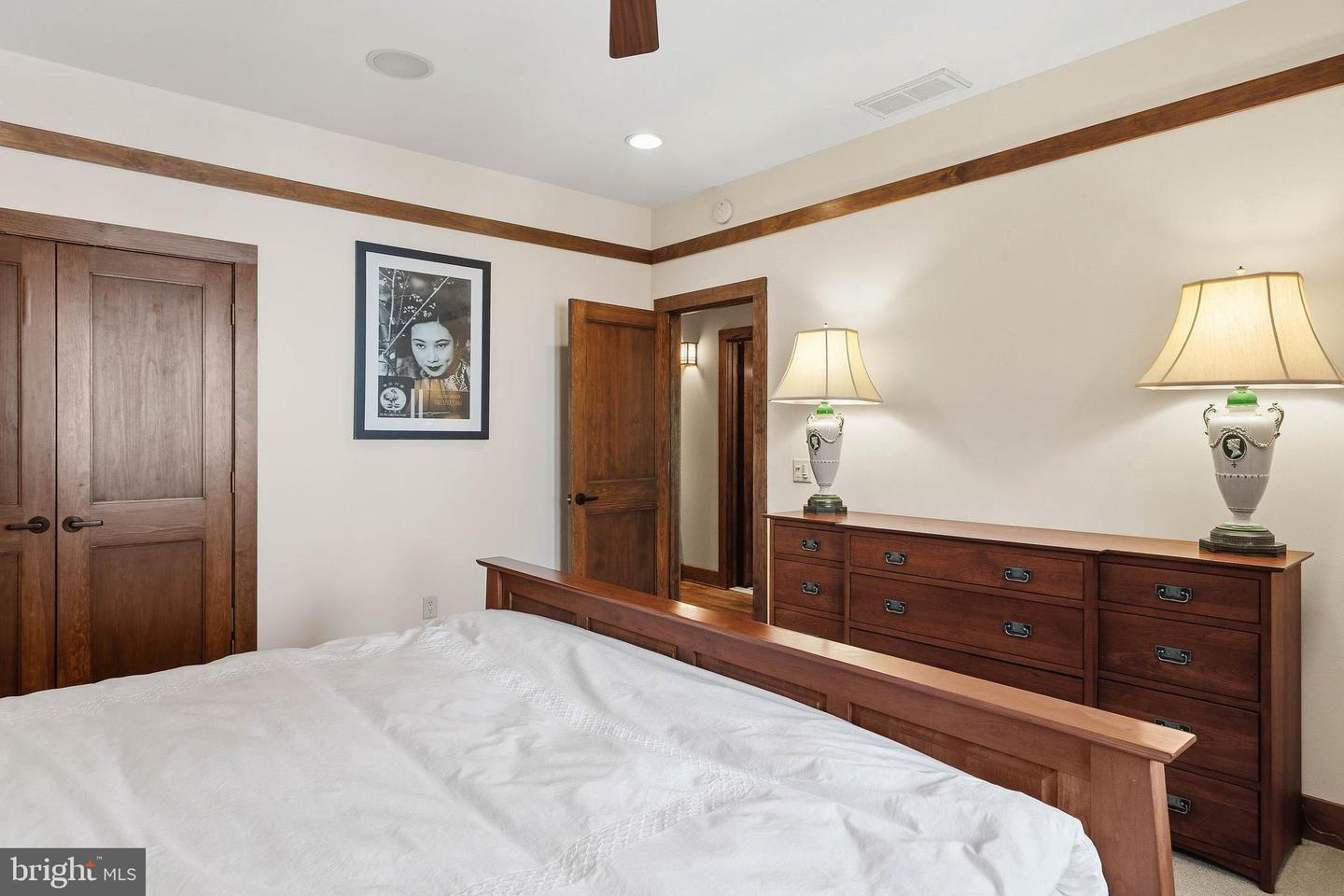 29 ELEANOR LEE Ln E REHOBOTH BEACH, DE 19971