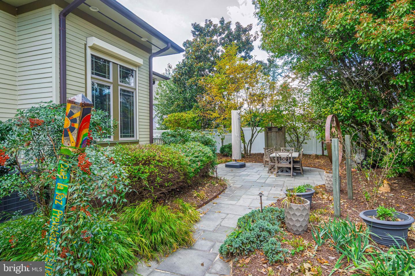 29 ELEANOR LEE Ln E REHOBOTH BEACH, DE 19971