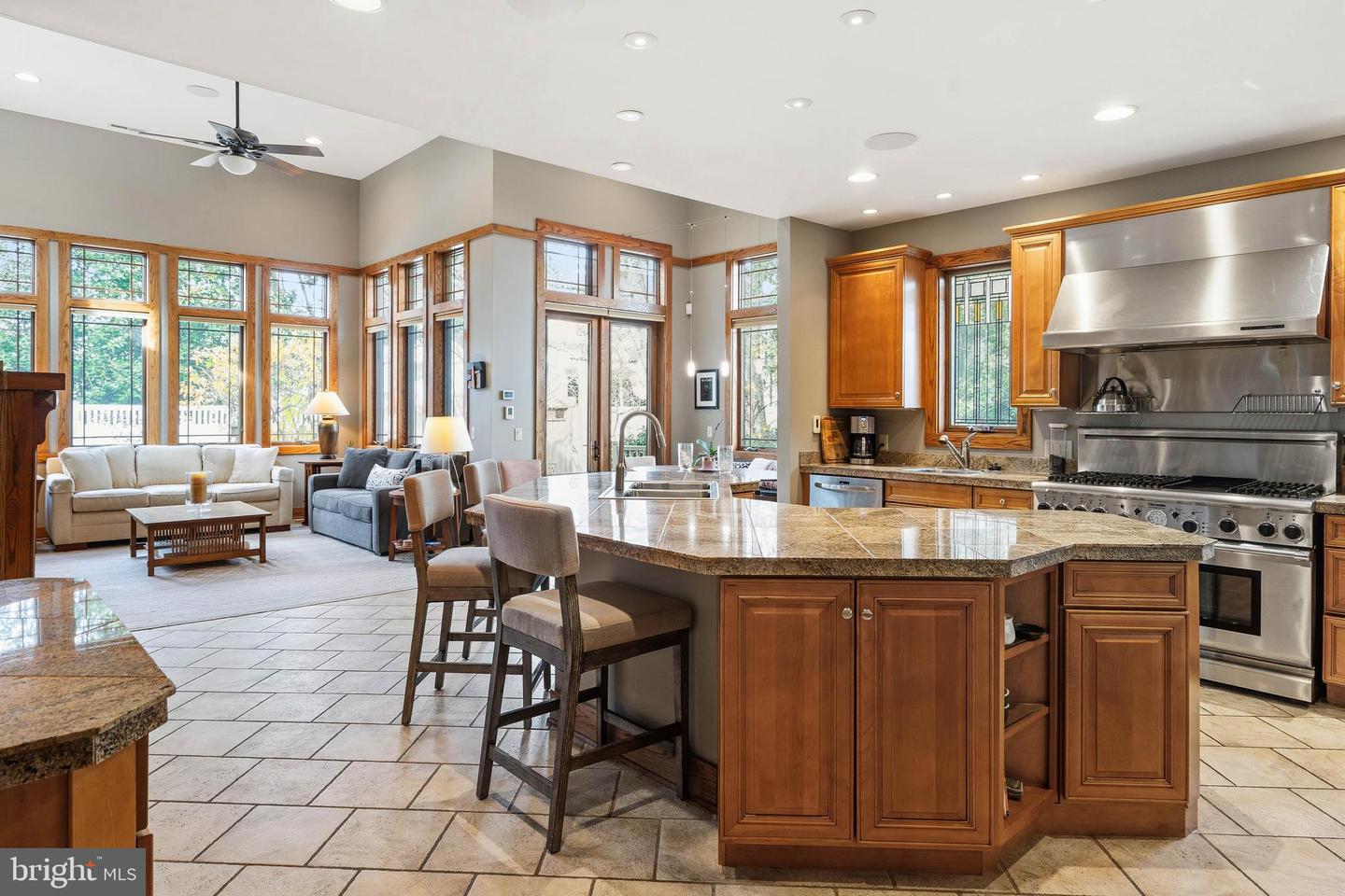 29 ELEANOR LEE Ln E REHOBOTH BEACH, DE 19971