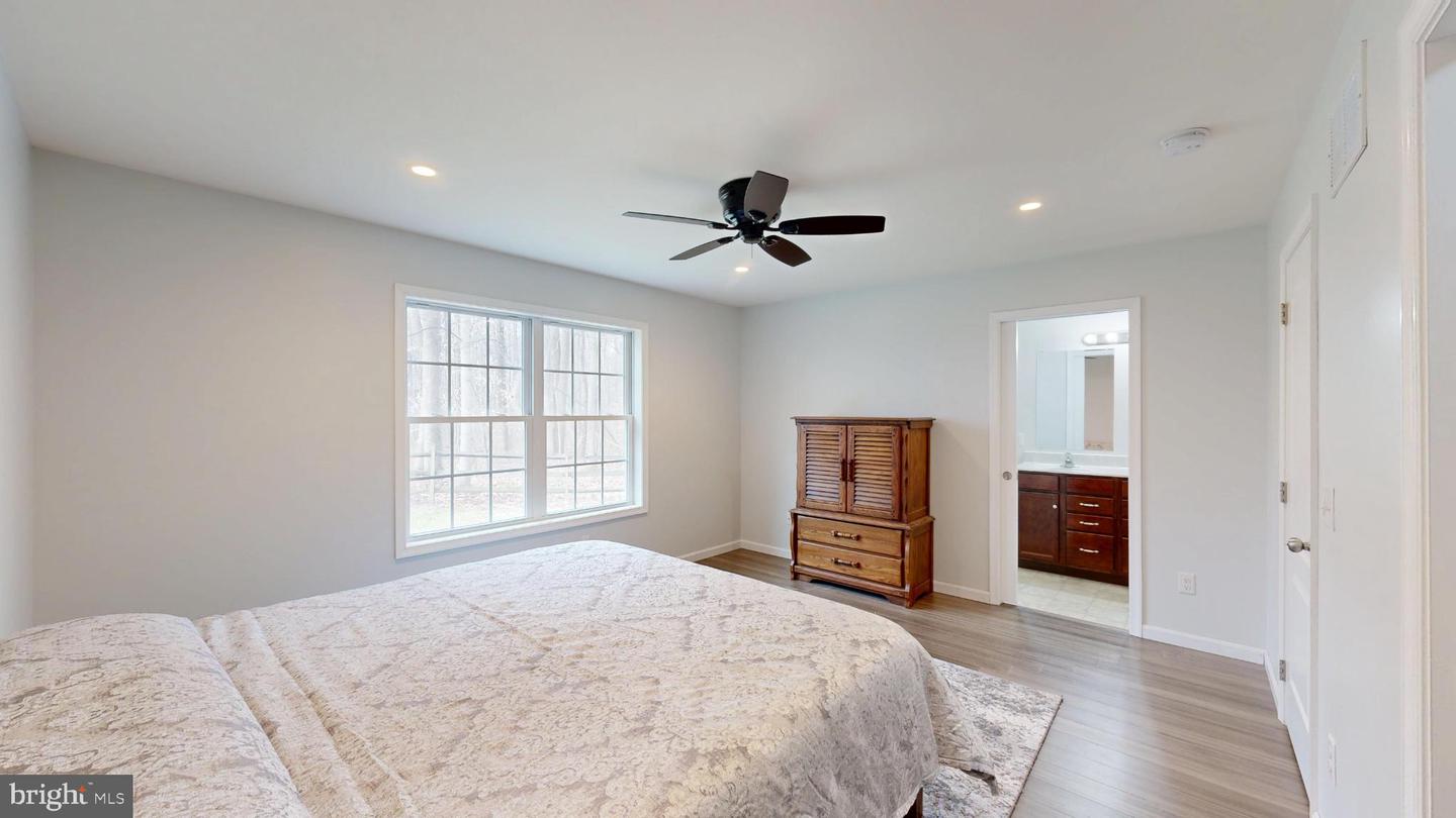 202 E BUCK Pt Rd CLAYTON, DE 19938