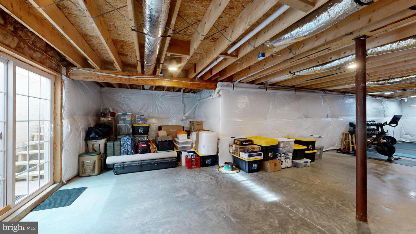 202 E BUCK Pt Rd CLAYTON, DE 19938