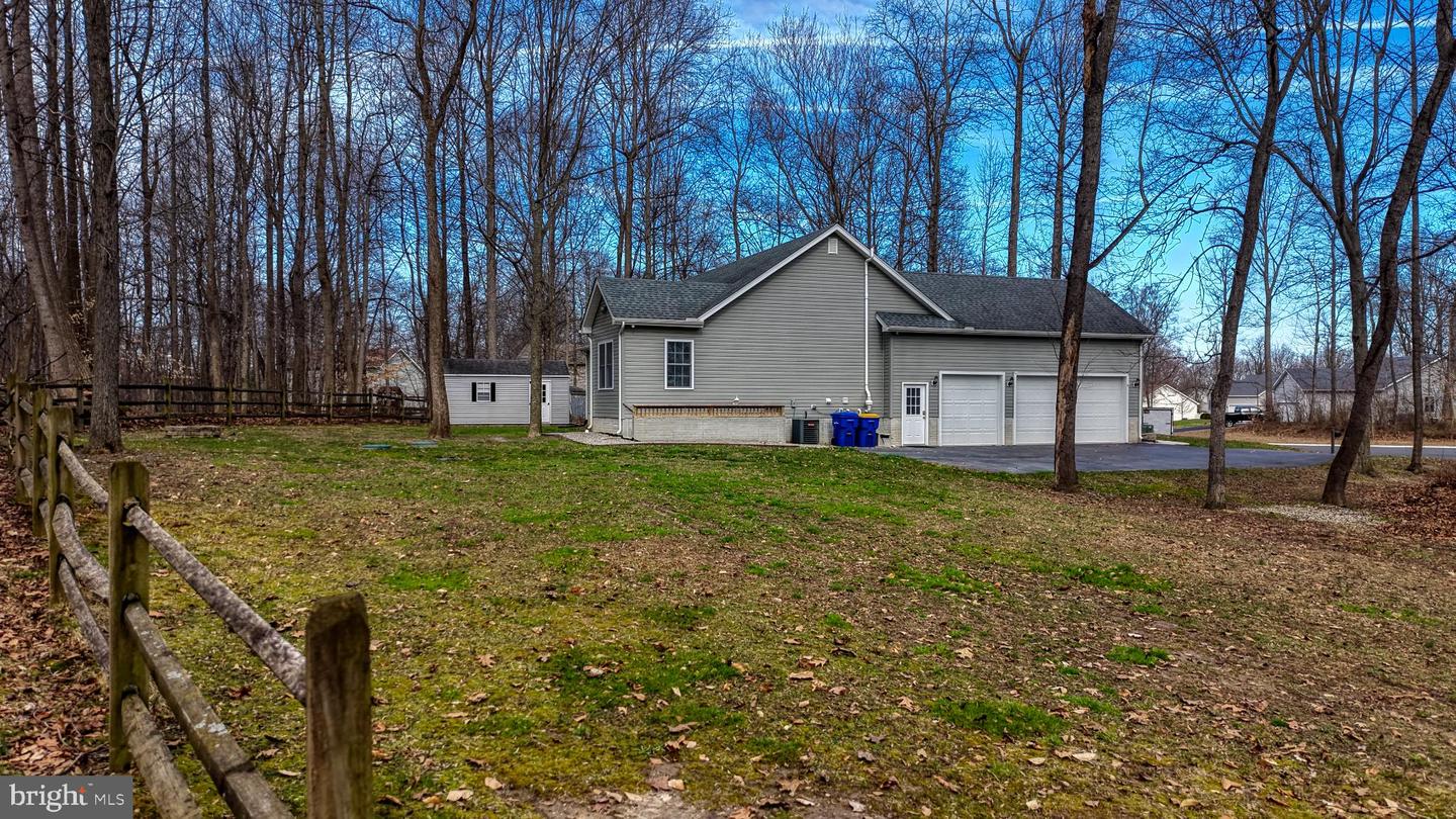 202 E BUCK Pt Rd CLAYTON, DE 19938