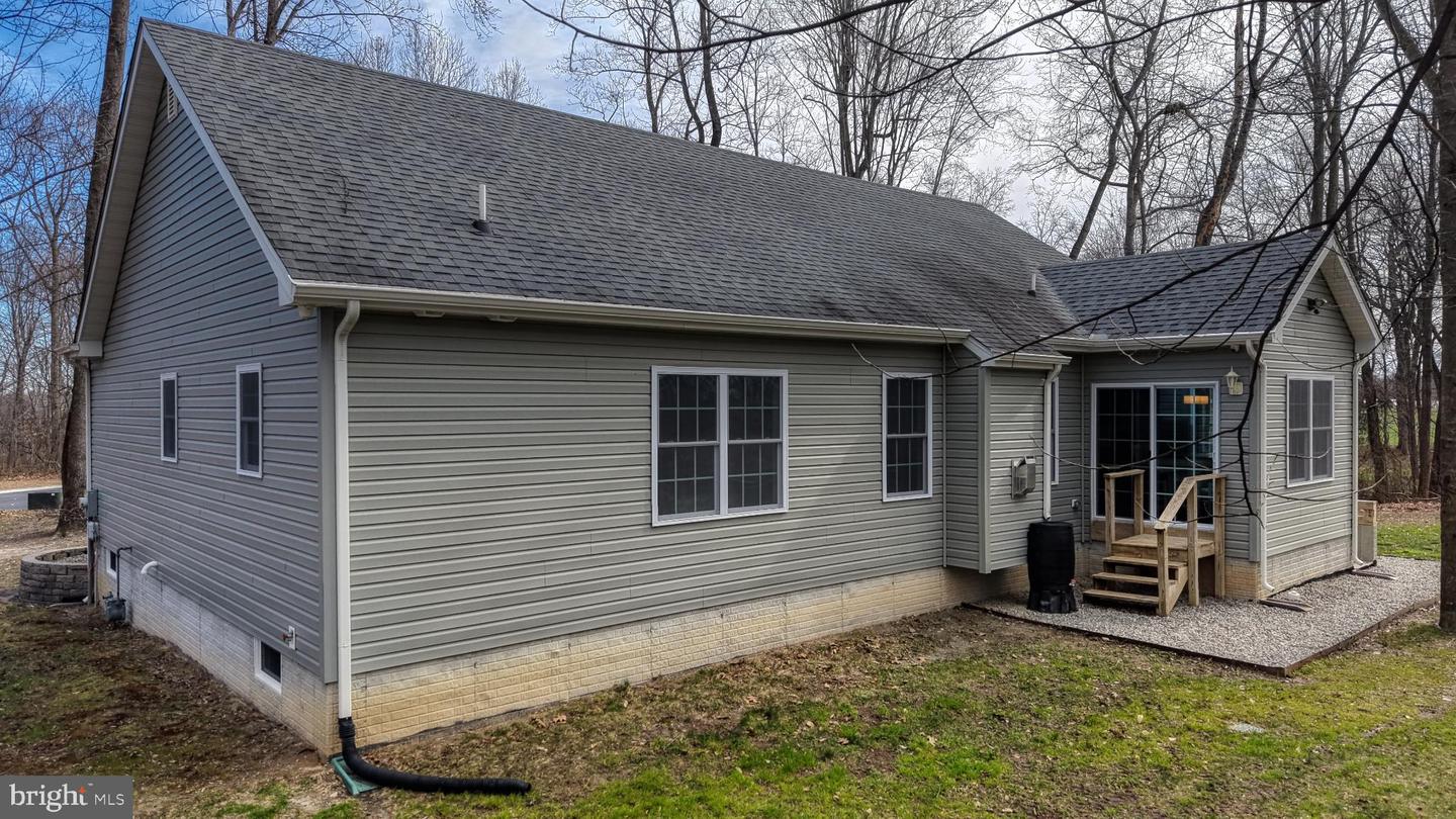 202 E BUCK Pt Rd CLAYTON, DE 19938