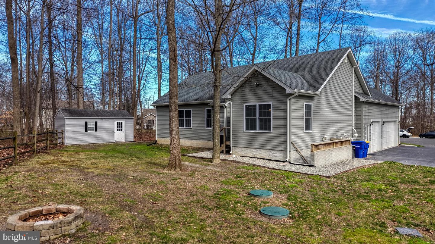 202 E BUCK Pt Rd CLAYTON, DE 19938