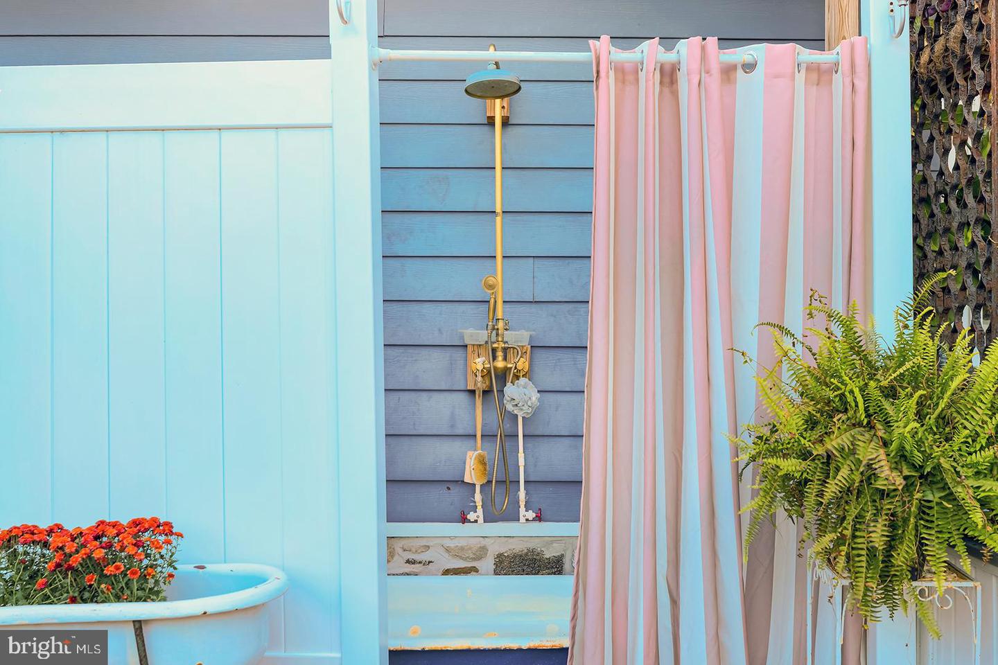 205 FISHER Ave MILFORD, DE 19963