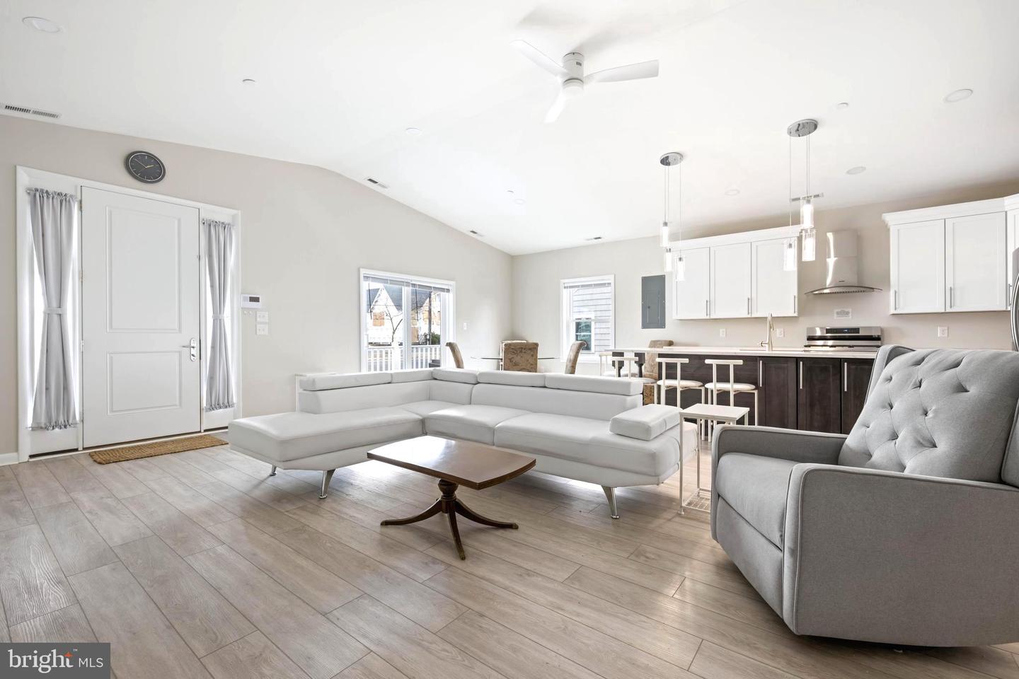 8703 COASTAL Hwy OCEAN CITY, MD 21842