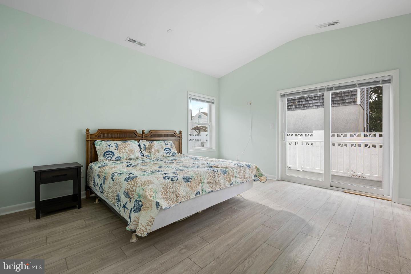 8703 COASTAL Hwy OCEAN CITY, MD 21842