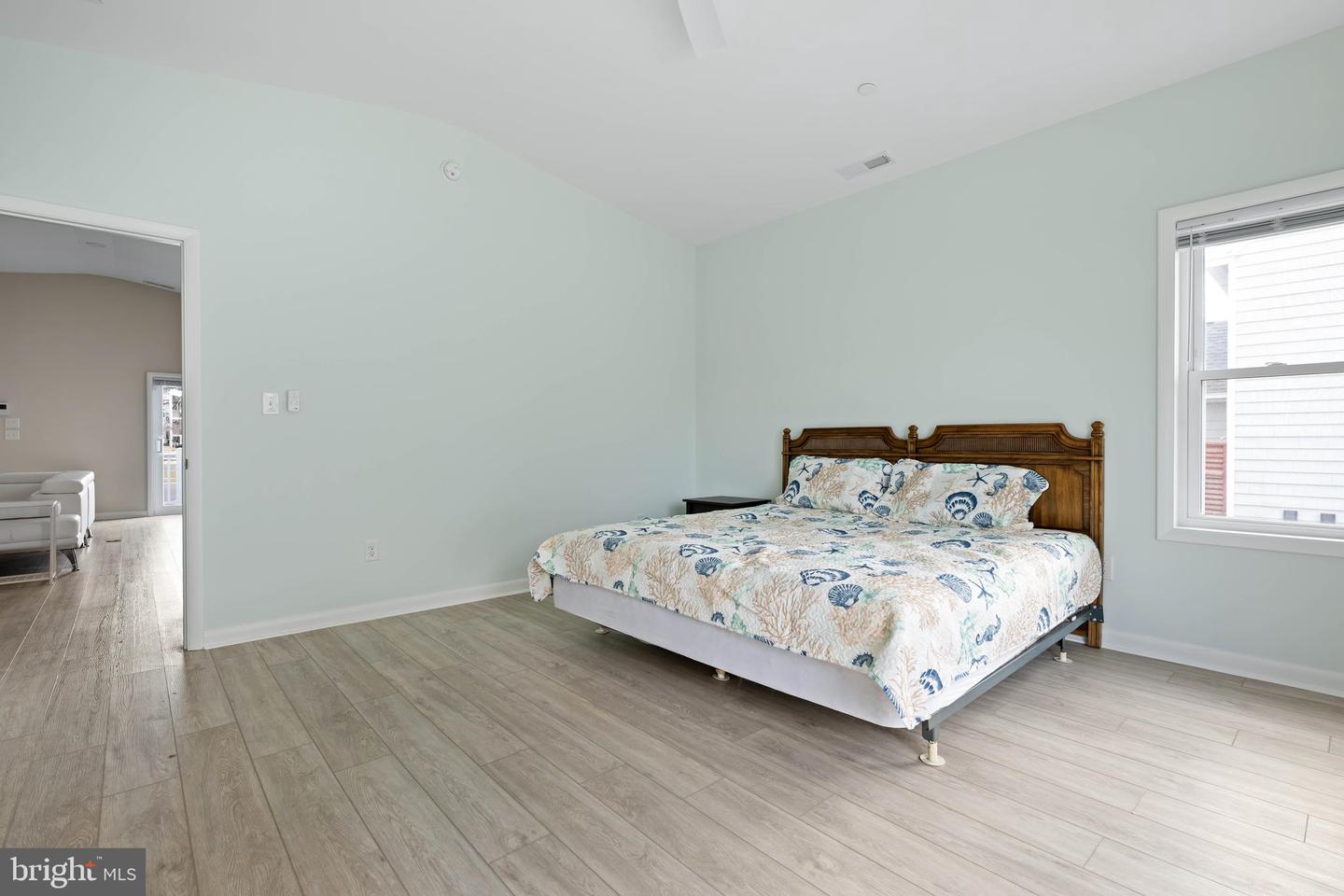 8703 COASTAL Hwy OCEAN CITY, MD 21842