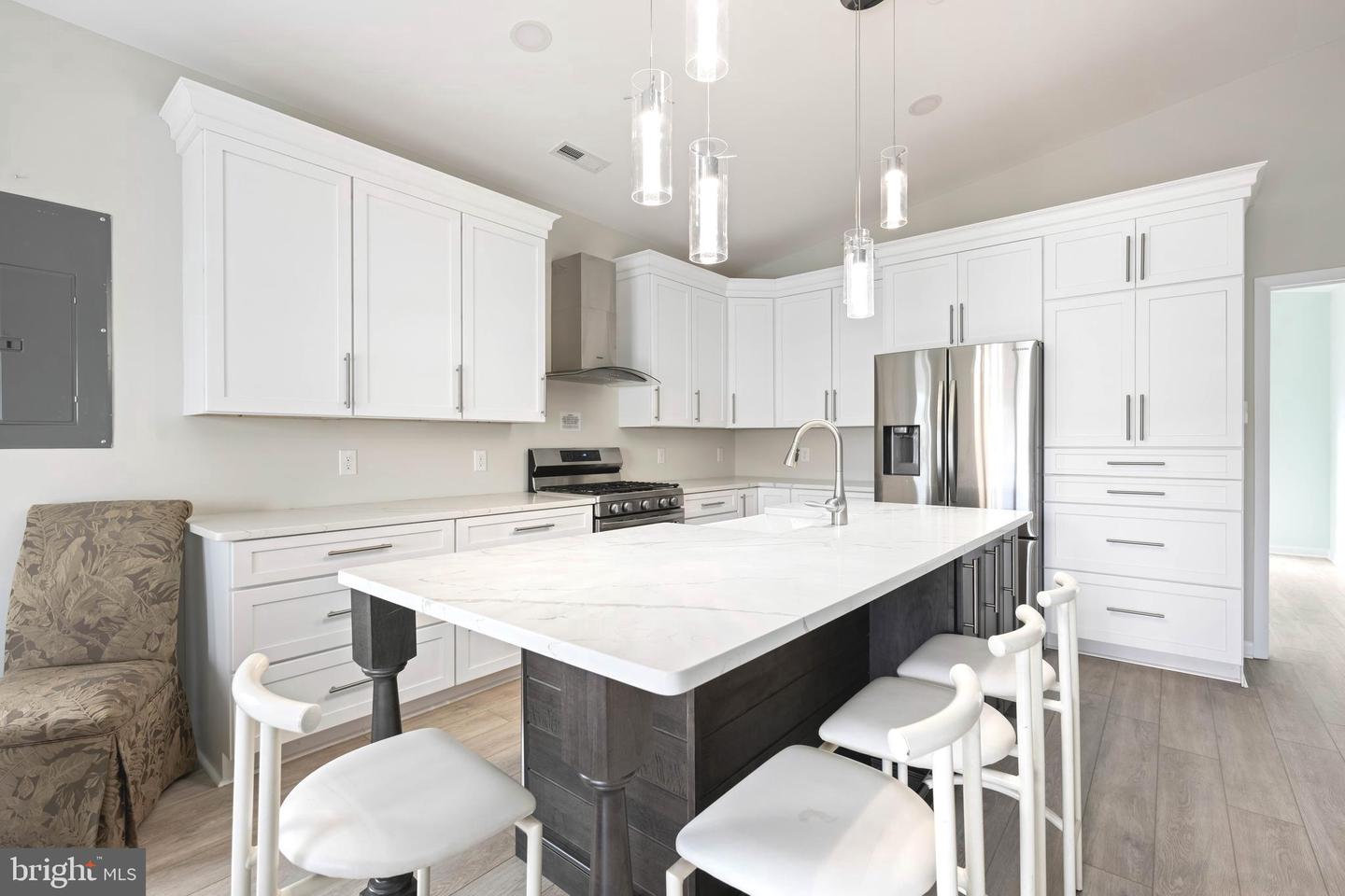 8703 COASTAL Hwy OCEAN CITY, MD 21842