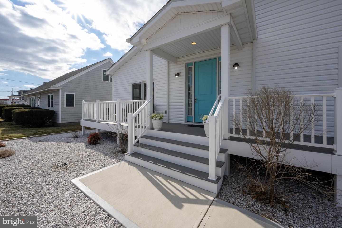 8703 COASTAL Hwy OCEAN CITY, MD 21842