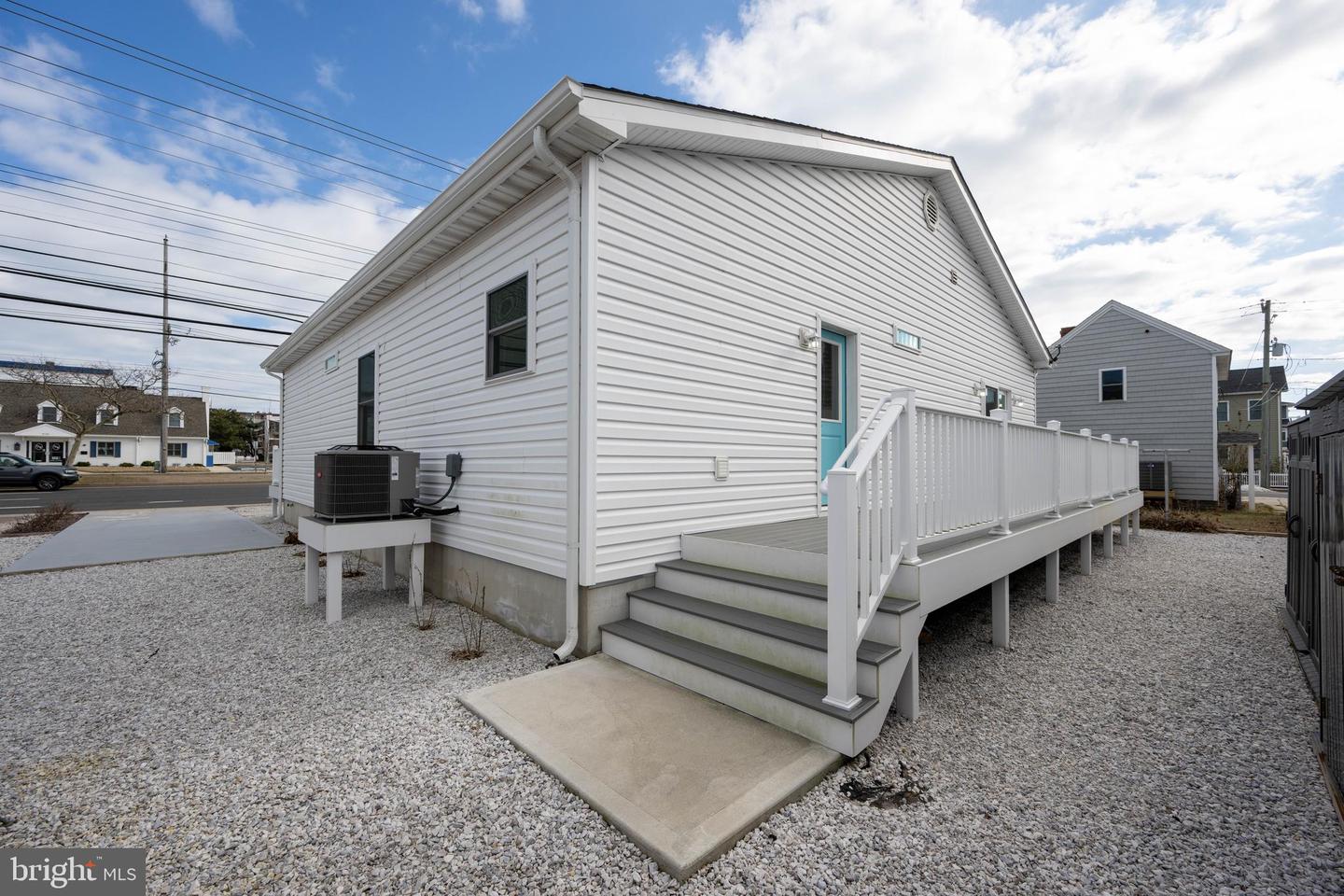 8703 COASTAL Hwy OCEAN CITY, MD 21842