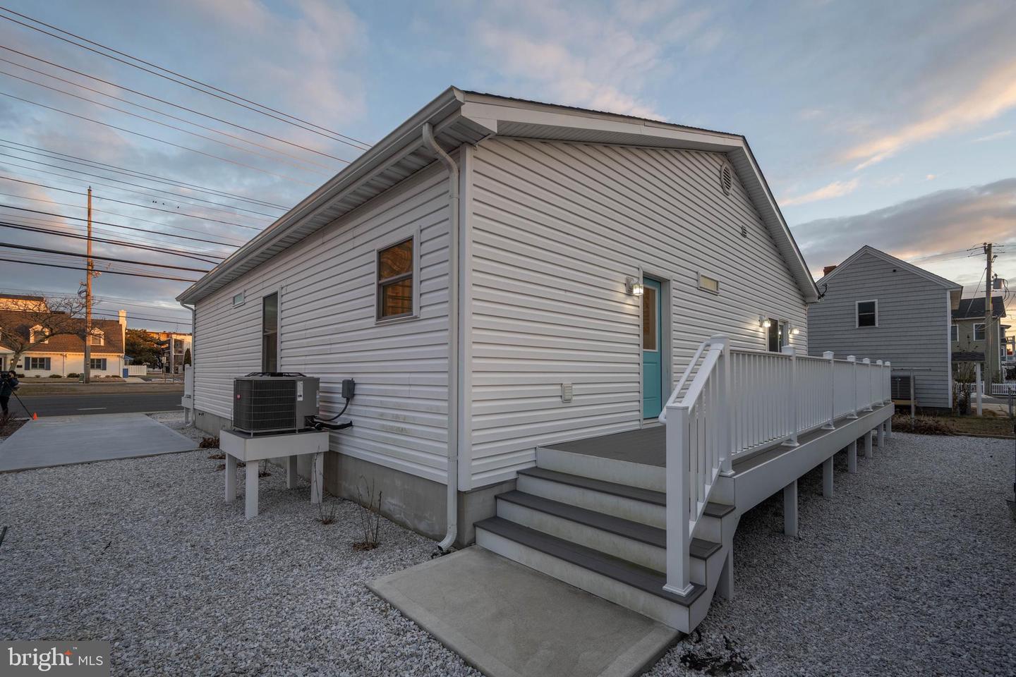 8703 COASTAL Hwy OCEAN CITY, MD 21842