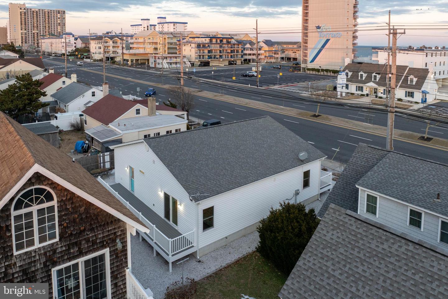 8703 COASTAL Hwy OCEAN CITY, MD 21842