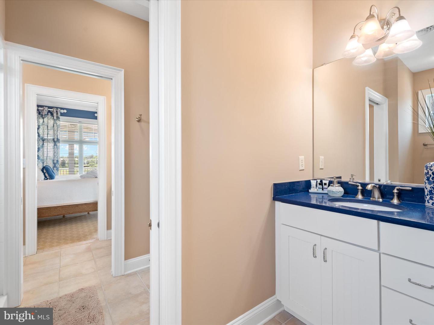 33442 MARINA BAY Cir MILLSBORO, DE 19966