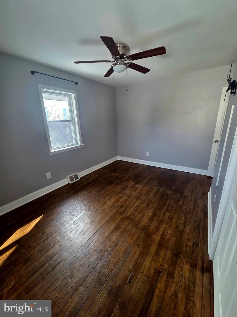 38 LEA Rd NEW CASTLE, DE 19720