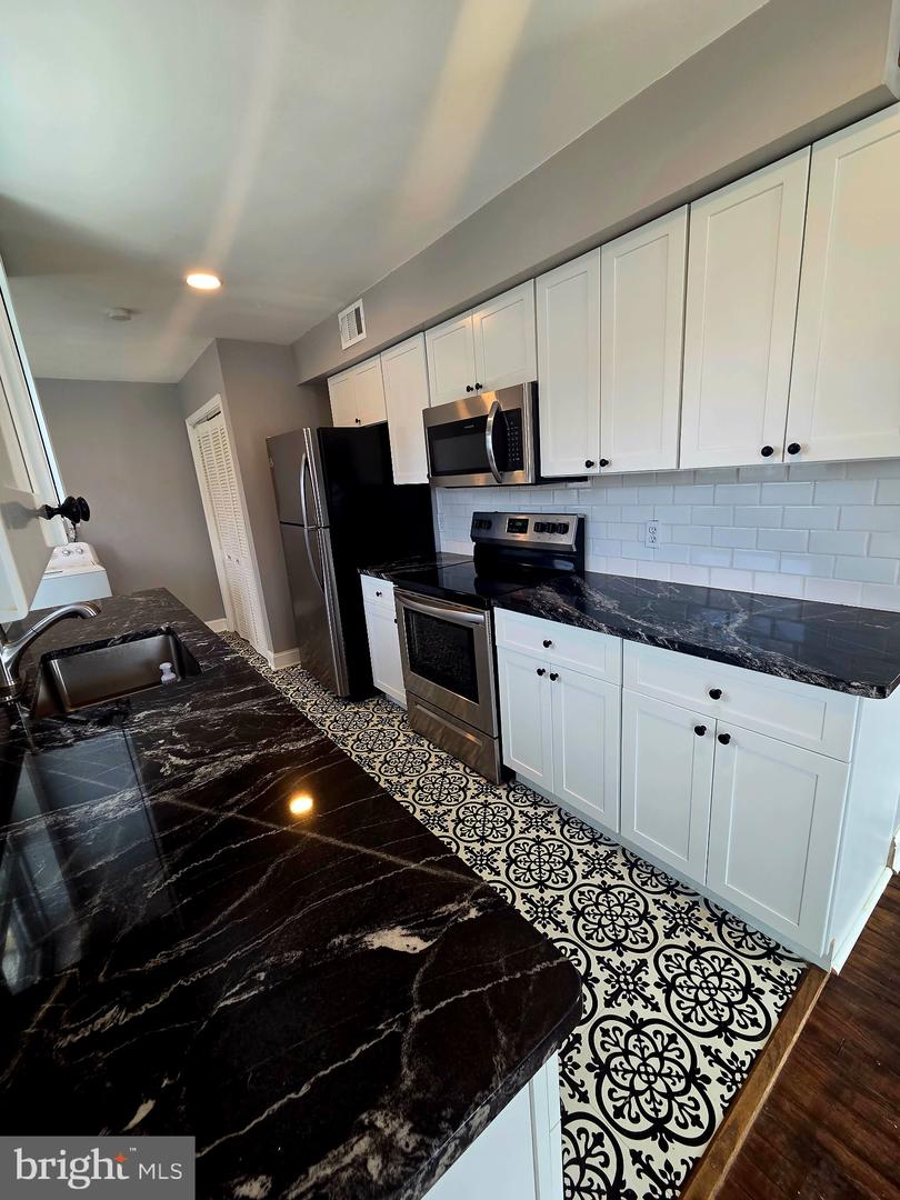 38 LEA Rd NEW CASTLE, DE 19720