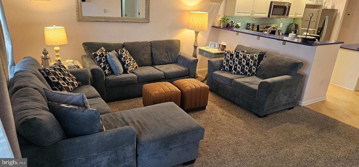 3300 SANIBEL Cir #3301 REHOBOTH BEACH, DE 19971