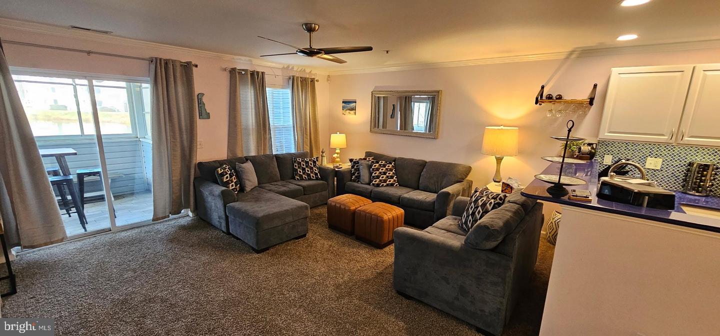 3300 SANIBEL Cir #3301 REHOBOTH BEACH, DE 19971