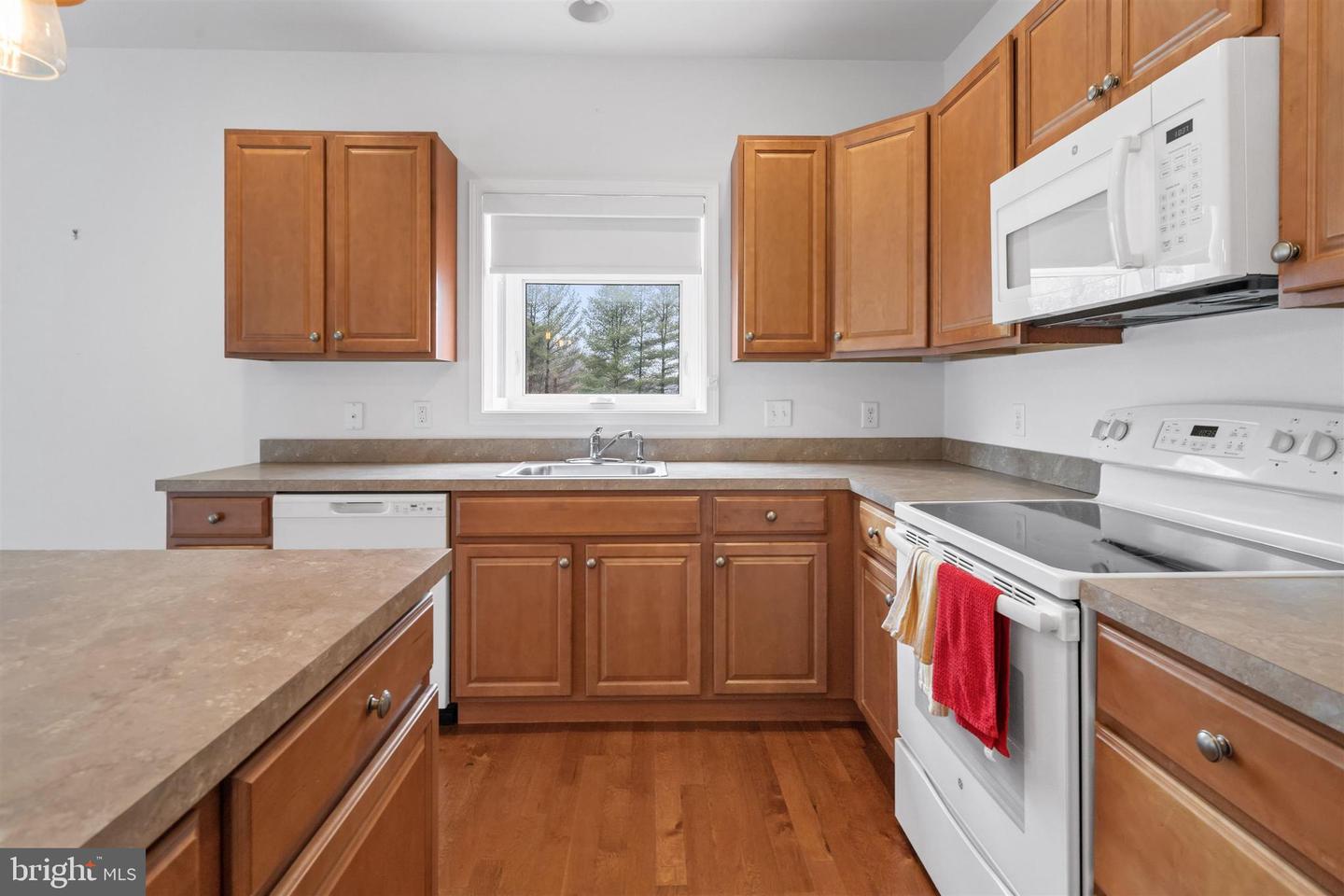 64 GRAND NATIONAL Ln NEWARK, DE 19702