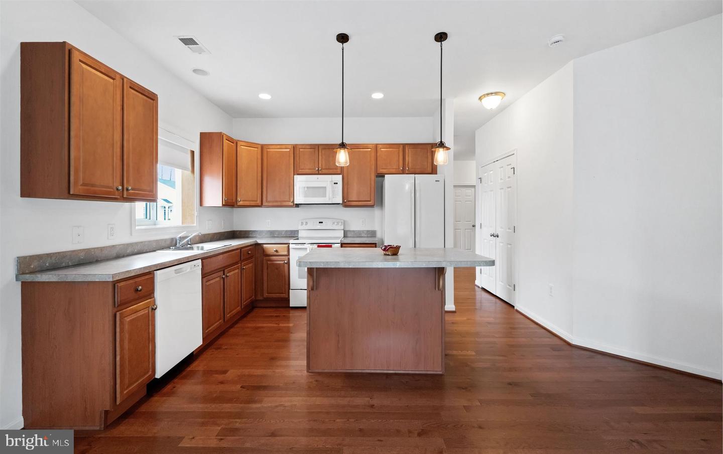 64 GRAND NATIONAL Ln NEWARK, DE 19702