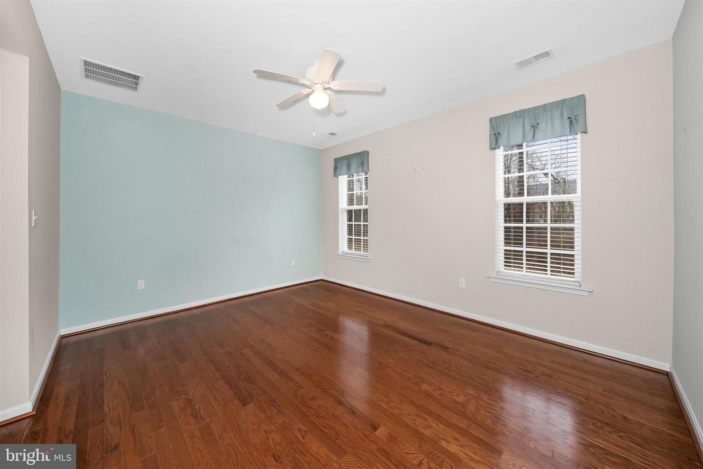 64 GRAND NATIONAL Ln NEWARK, DE 19702