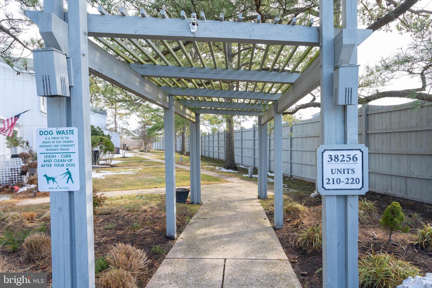 38256 HUMMINGBIRD Ln #214 SELBYVILLE, DE 19975