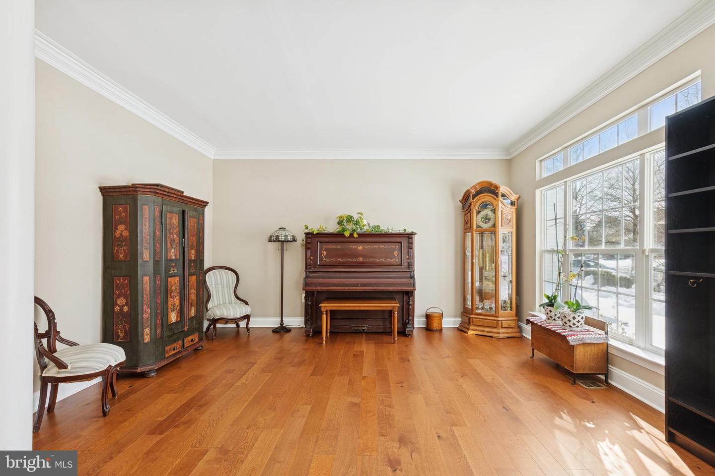 8307 BANISTER Rd SEVERN, MD 21144