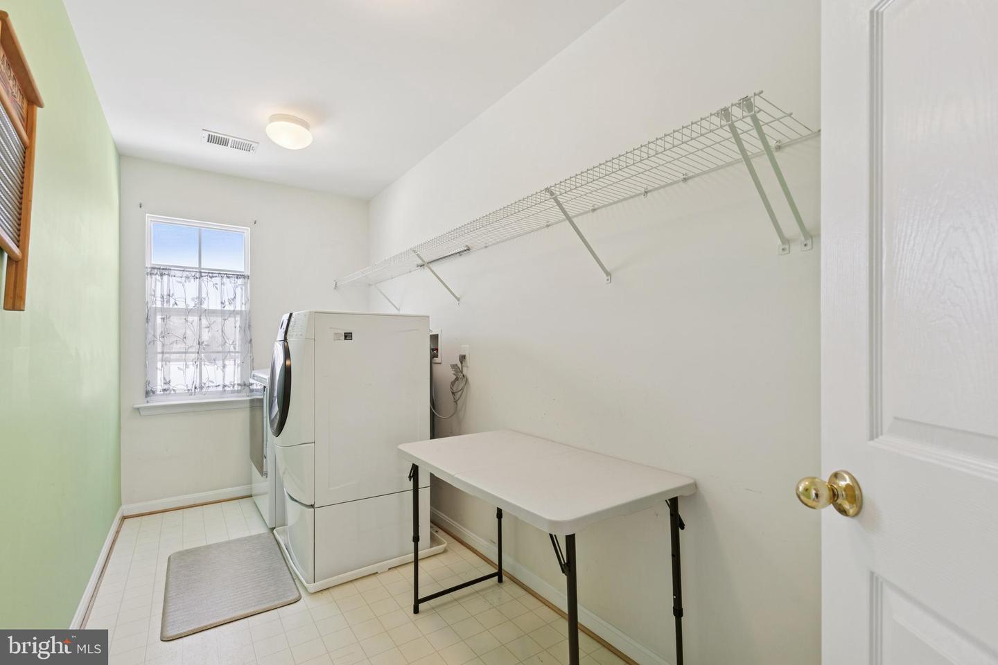 8307 BANISTER Rd SEVERN, MD 21144