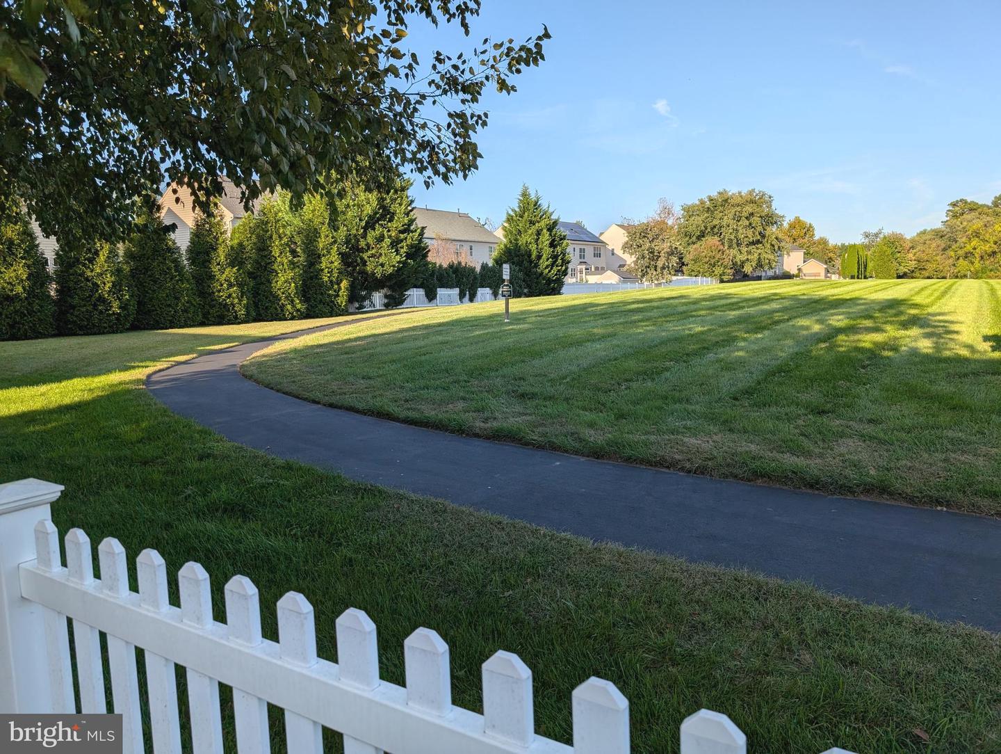 8307 BANISTER Rd SEVERN, MD 21144